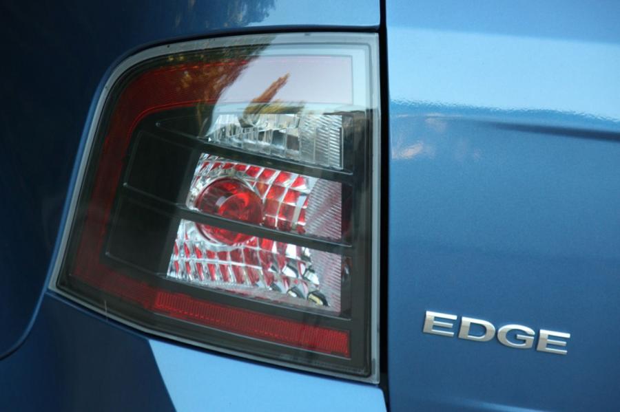  Ford Edge Sport 2009 года  (фото 34 из 61)